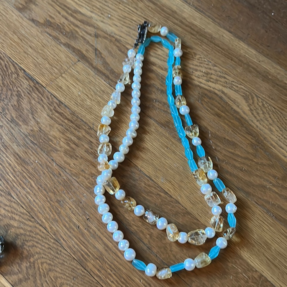 Women’s handmade beaded necklace